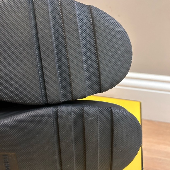 Fendi Men Chelsea boots - Picture 11 of 12